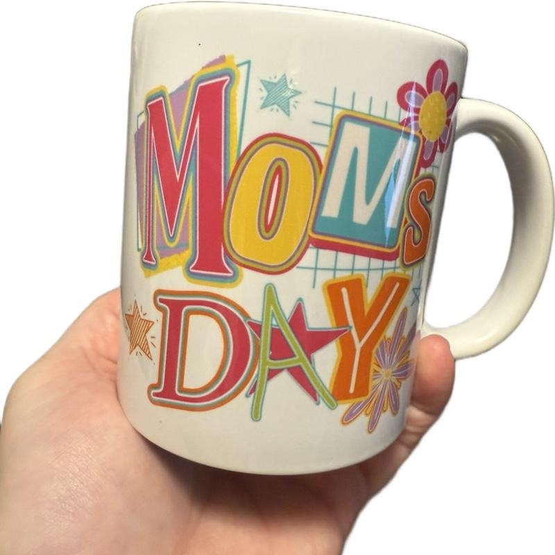 11oz Mug for your mom perfect to give as a Mother’s Day gift