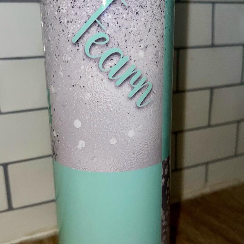 Green and silver 20oz personalised tumbler with lid and straw for hot and cold drinks