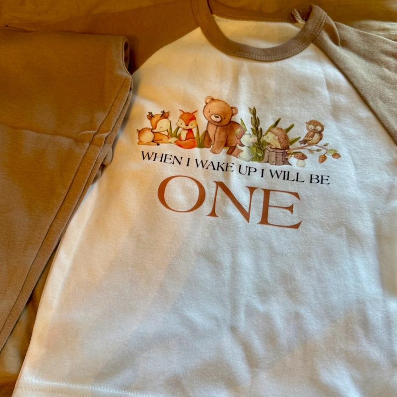 Woodland animals themed personalised when I wake up, birthday pyjamas, cute pyjamas, birthday with age on pyjamas. Message me or leave a note at checkout with name and age to add on