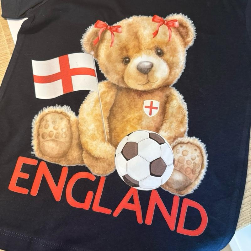 England football themed children’s t shirt personalised for boys and girls perfect to wear to watch the World Cup. Organic cotton
