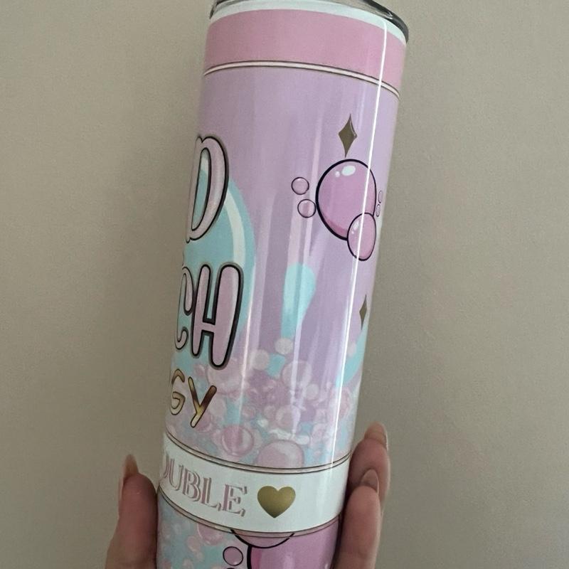 Lilac and blue 20oz personalised tumbler with lid and straw for hot and cold drinks