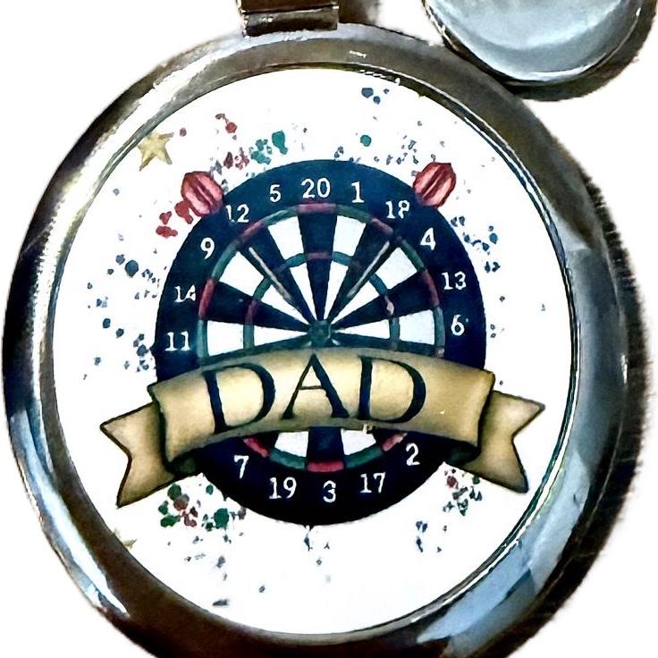 Dad sliver keyring with a small dad charm on perfect for Father’s Day, a gift to your dad, men’s gift, gifts for dads, Father’s Day gifts