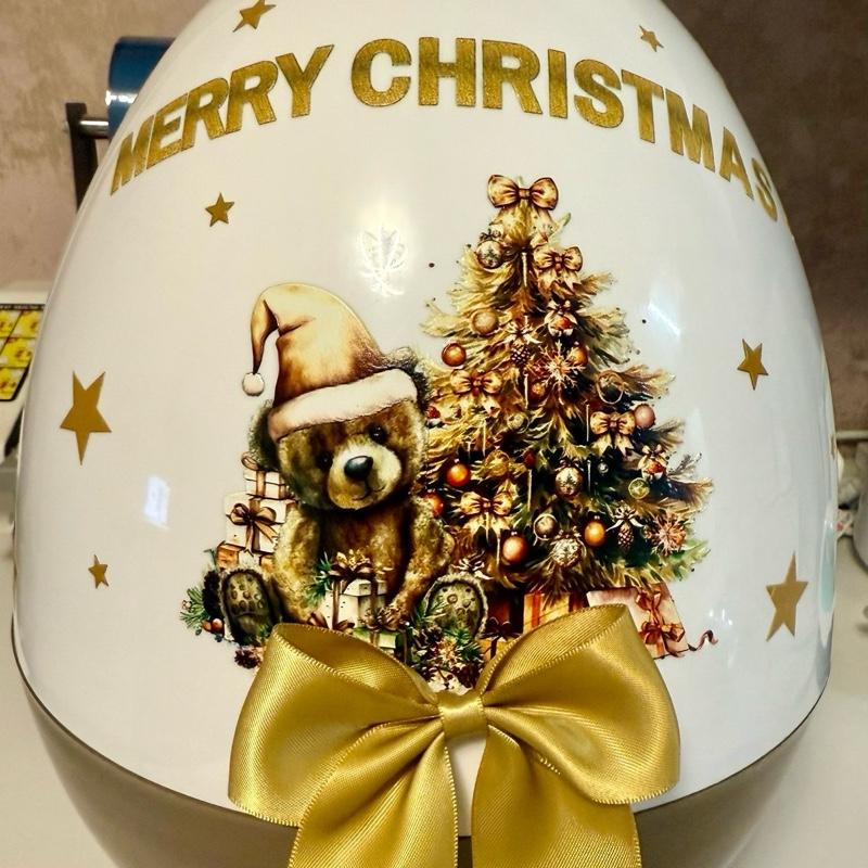 Personalised White and gold 16 inch jumbo egg perfect for filling with Christmas gifts