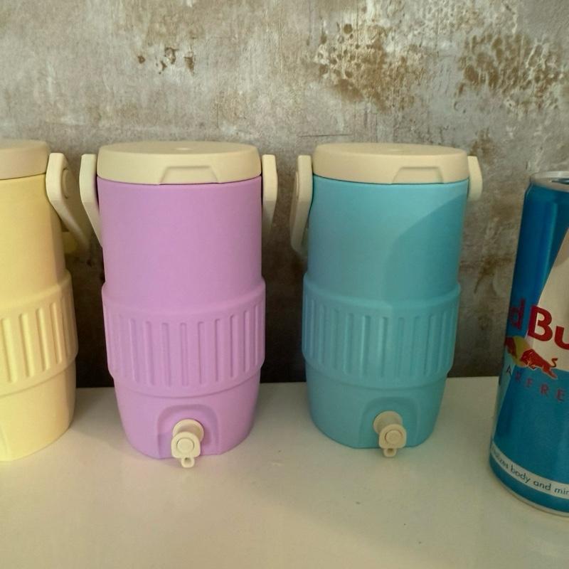 250ml slim can holders can hold the very popular drink that gives you wings. Available in 4 beautiful pastel colours and has a straw hole at the top. Can be personalised with any name by leaving a note at checkout or sending me a message once ordered.