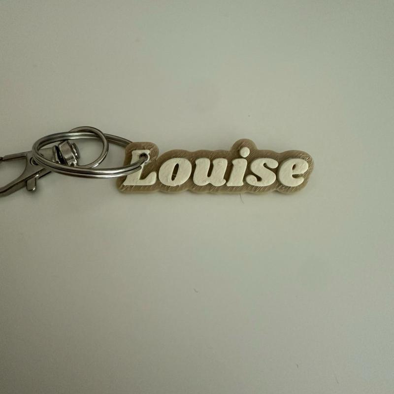 Name keychain, personalised keyring, name tag for bag, name clip for bag and lunch box. Personalised with any name leave note at checkout out with name you would like. 3d printed