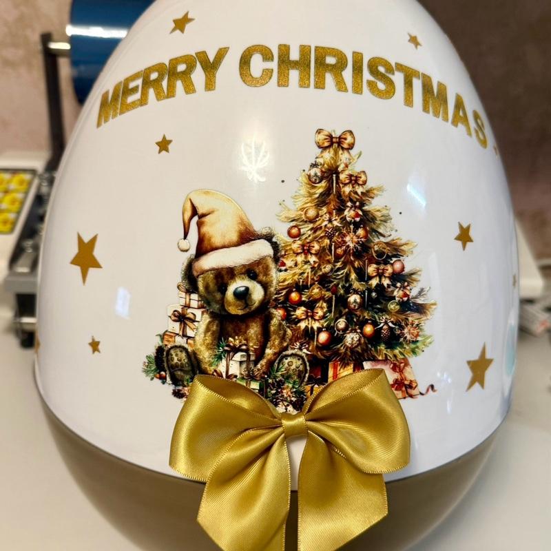 Personalised White and gold 16 inch jumbo egg perfect for filling with Christmas gifts